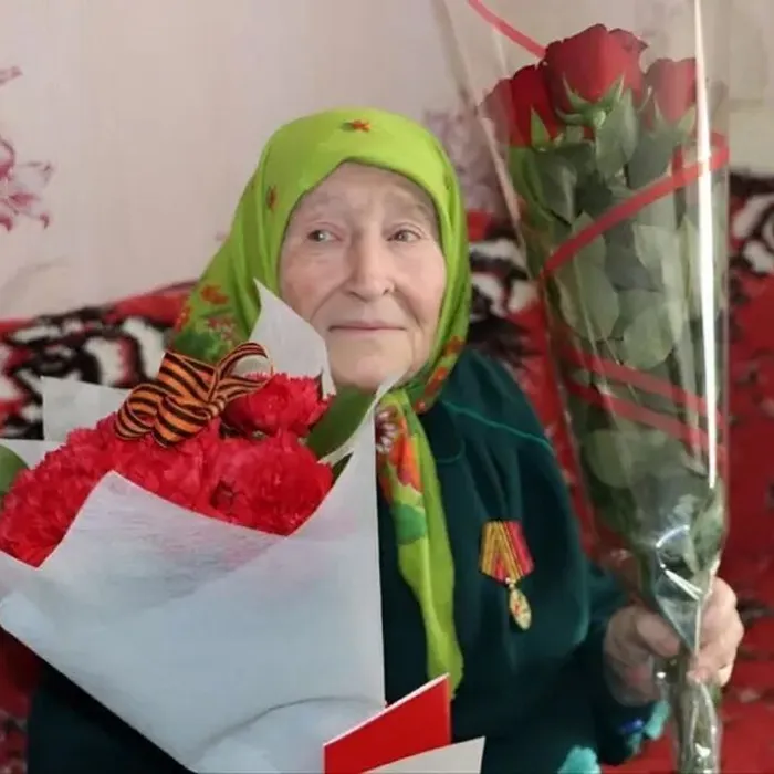 Вручение юбилейных медалей «80 лет Победы в Великой Отечественной войне 1941-1945гг.»,