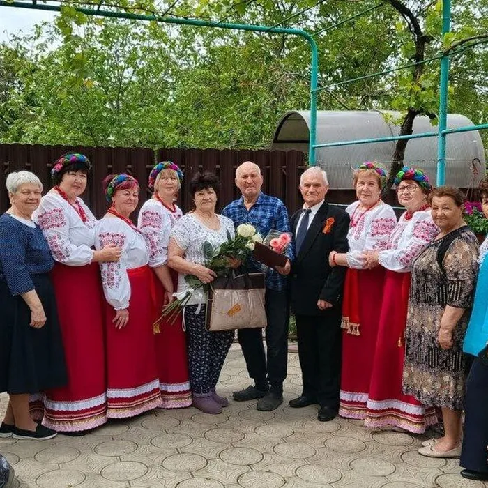 Поздравления золотым юбилярам.