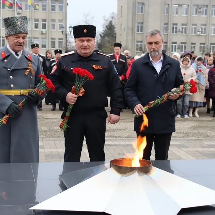 митинг, посвященный Дню Неизвестного солдата