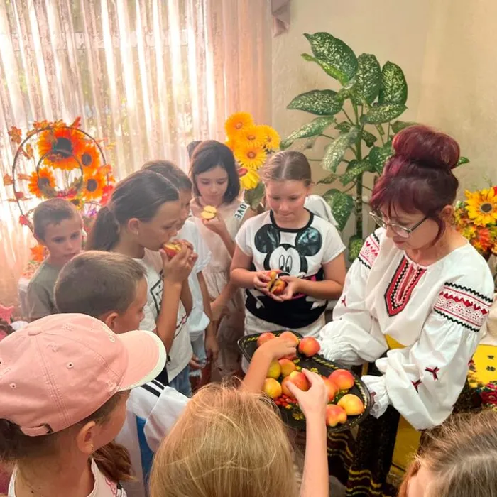 игровая программа «Яблочный Спас яблочки припас»