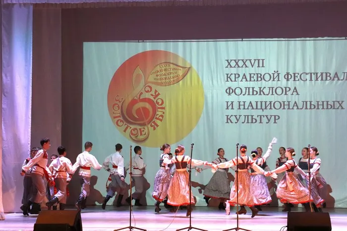 9z9Pz18YN-kQBSc-K41c-LJi-tfxLYFuHzVGfVlFupdM6KDMvP2C-EC2s6-ux_OylC_1hUuPe-4sHb5tEQ-Uhw2m