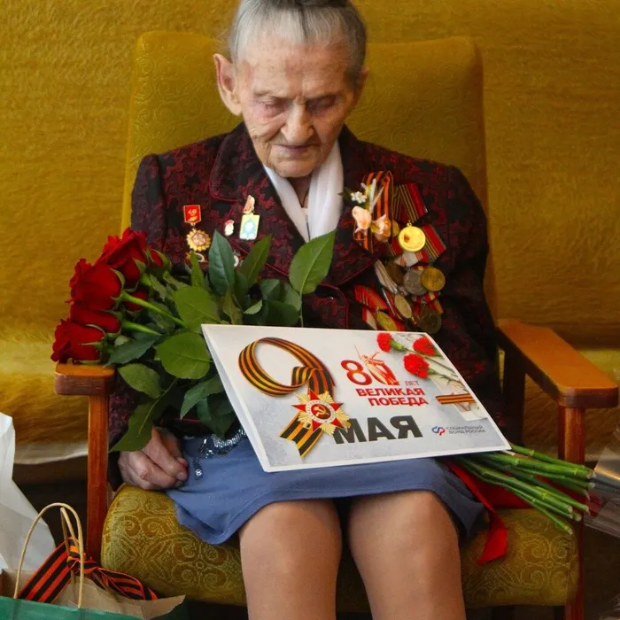 В день 80-летия Великой Победы, поздравления принимала Мария Сергеевна Симченко