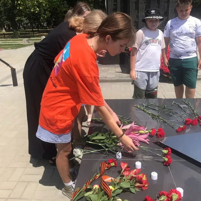 День памяти и скорби🌷