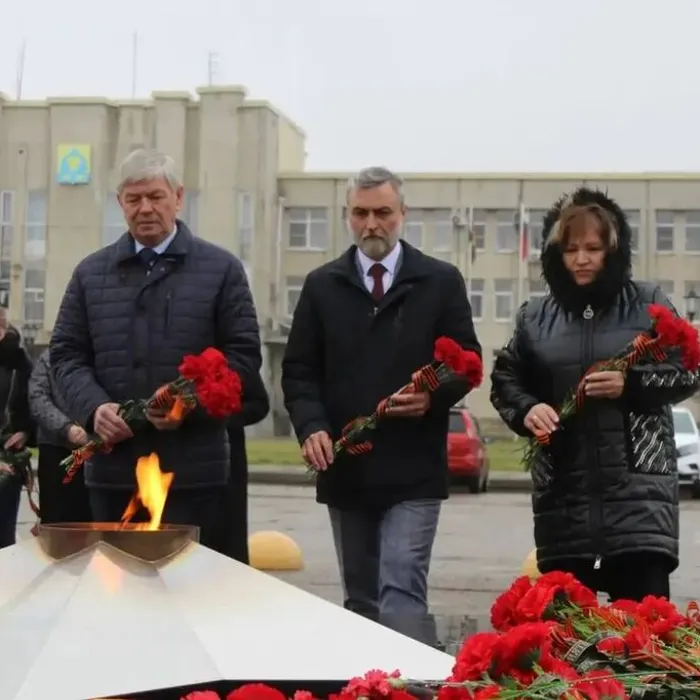 торжественное возложение цветов