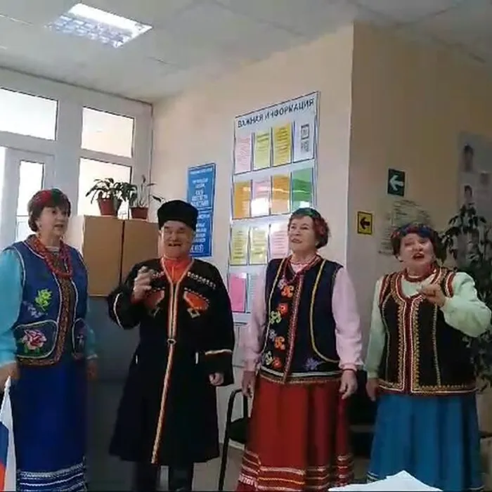 Концертная программа на избирательном участке.