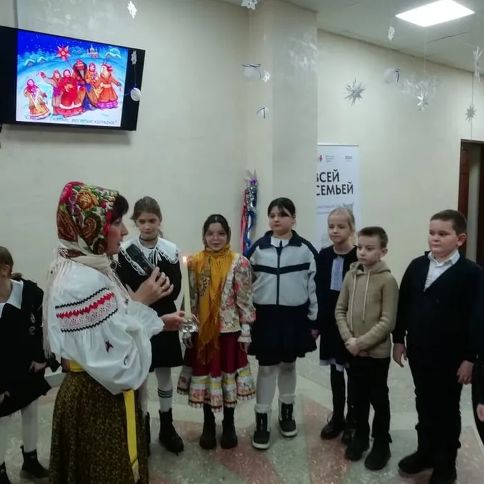 Игровая программа «Святки, святки весёлые колядки».